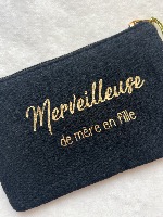 Pochette "Merveilleuse de mère en fille"